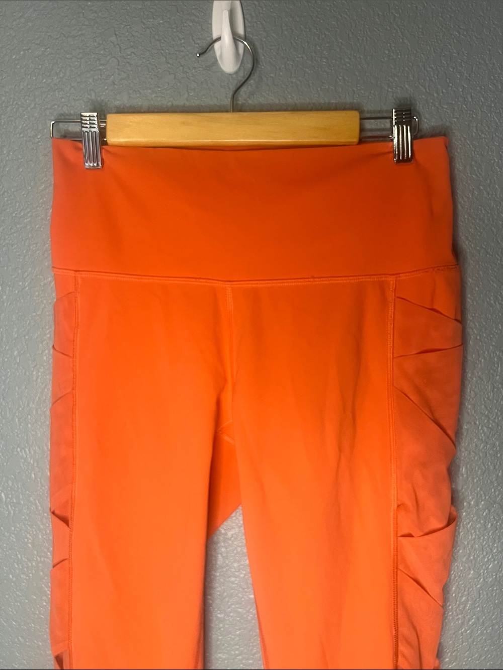 Lululemon Rise and Flow Pant - Picture 9 of 10
